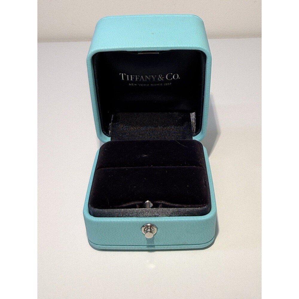 Tiffany & Co. Engagement Ring Box Authentic Turquoise Blue Presentation Box